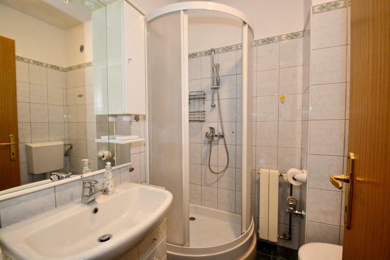 Apartman Vanja Omiš Kültér fotó